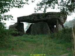 dolmen_borderie_03