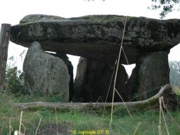 dolmen_borderie_05